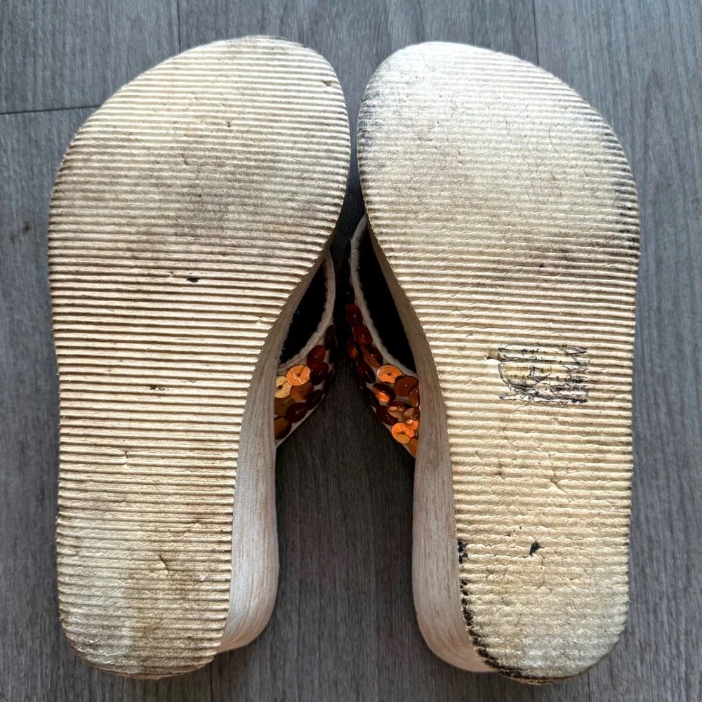 Vintage Y2K Gold Sequin Platform Sandals 3